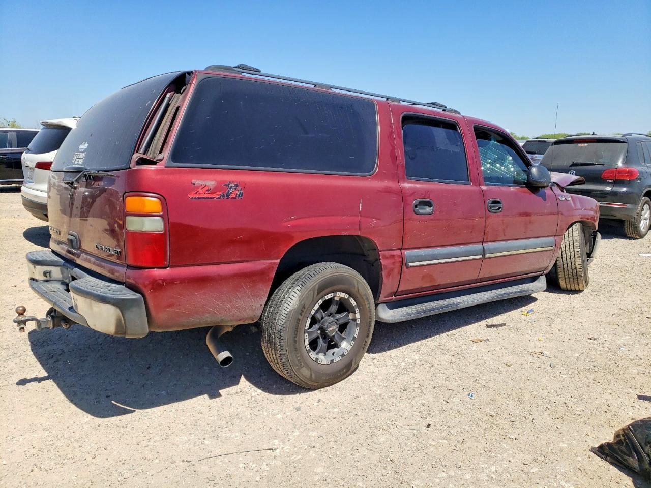 2002 Chevrolet Suburban C1500 - Image 3