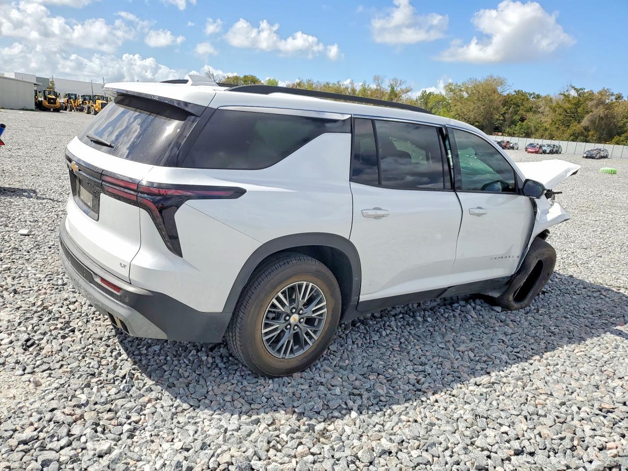 2024 Chevrolet Traverse Lt - Фото 3