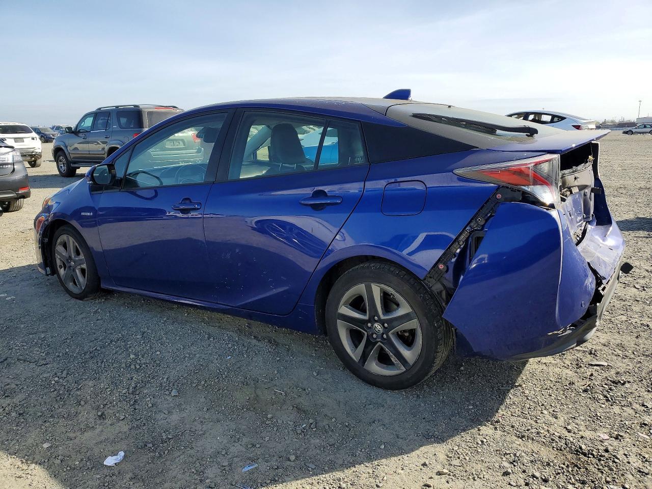 2017 Toyota Prius Four Touring - Фото 2