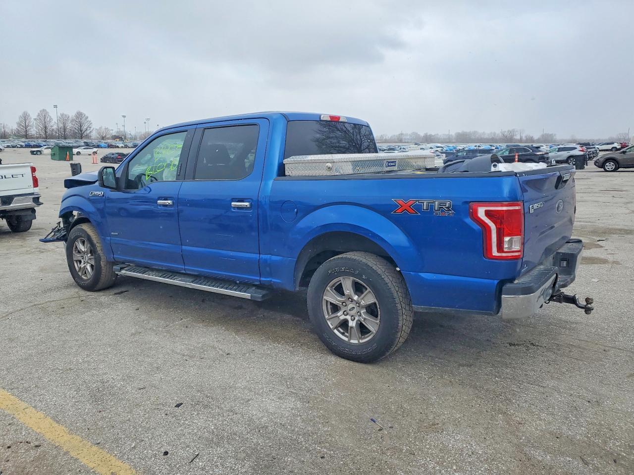 2017 Ford F150 Supercrew - Фото 2