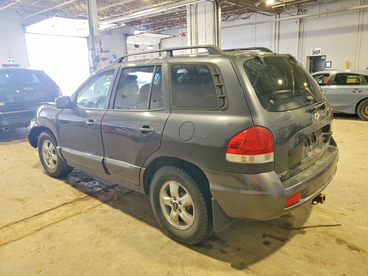 2006 Hyundai Santa Fe 4D 2Wd - Image 2