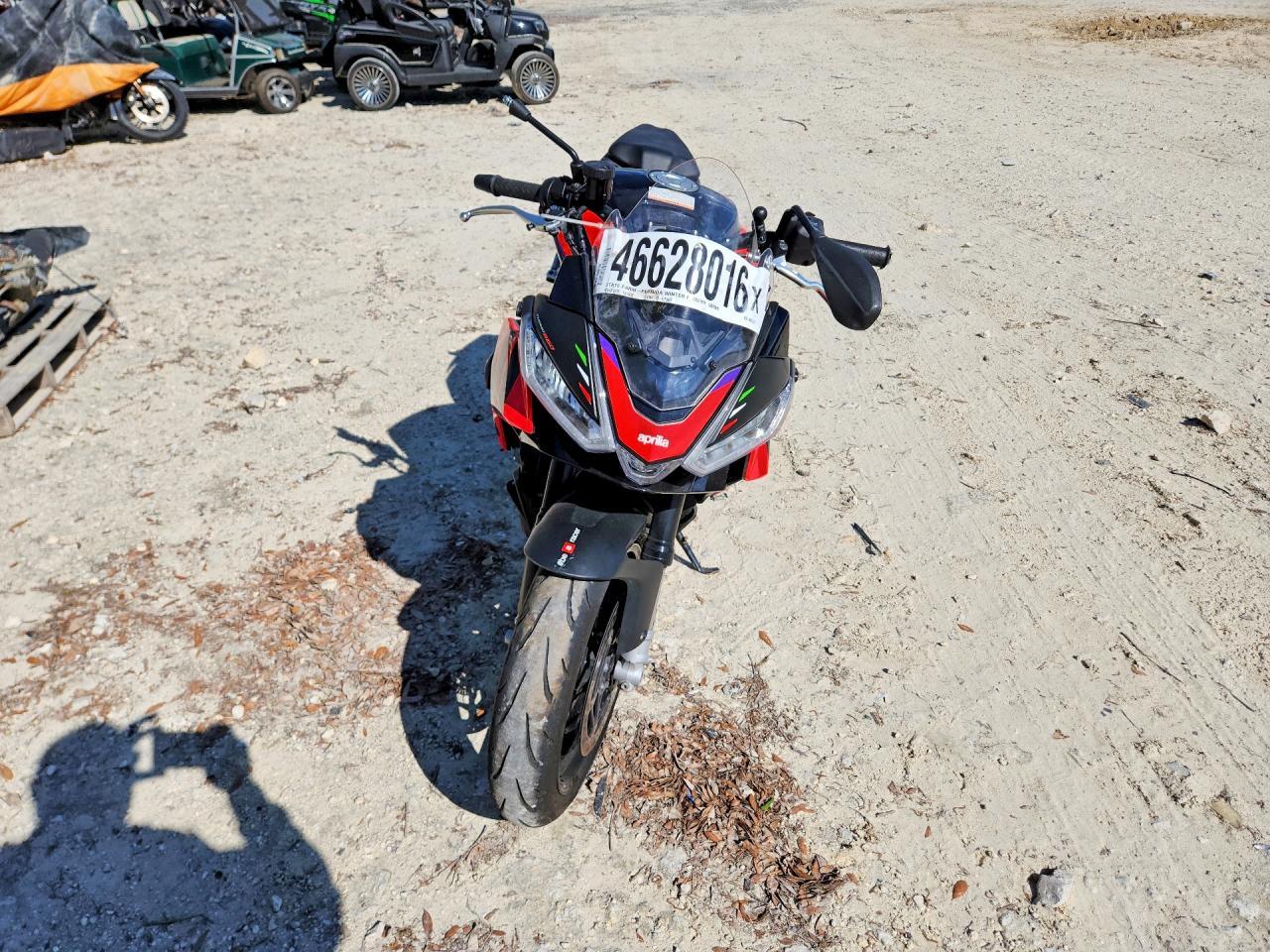 2023 Aprilia Tuono 660 Factory - Фото 2