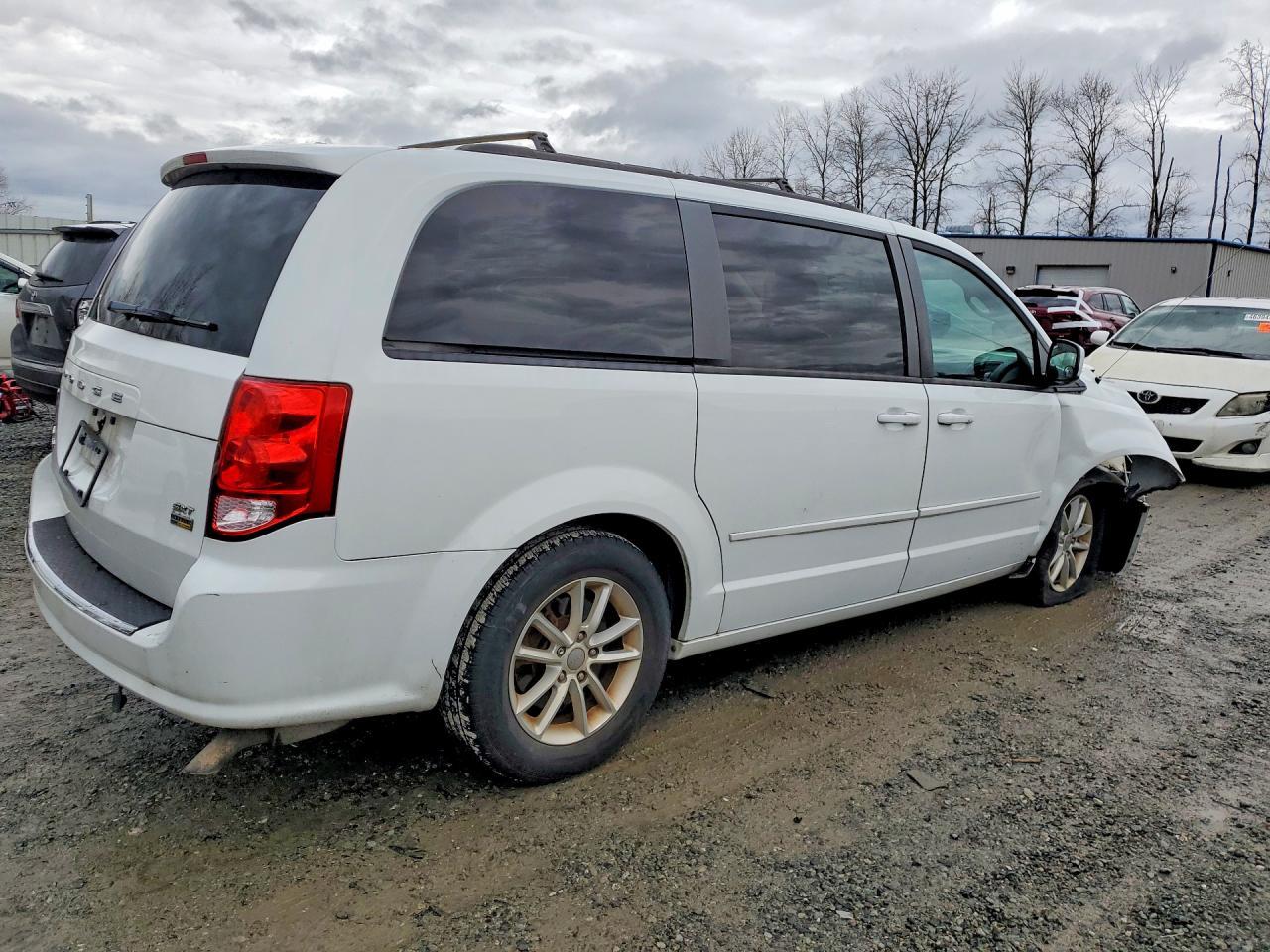 2016 Dodge Grand Caravan Sxt - Image 3