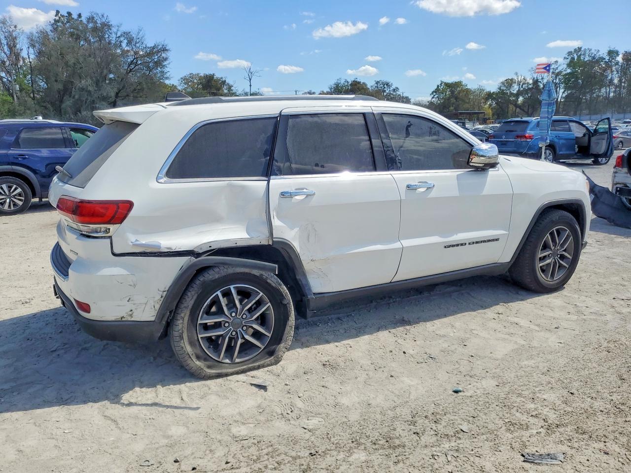 2020 Jeep Grand Cherokee Limited - Image 3