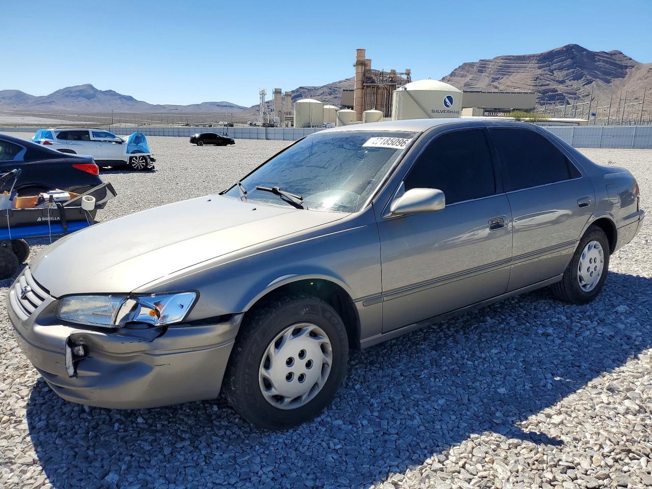 1999 Toyota Camry Le