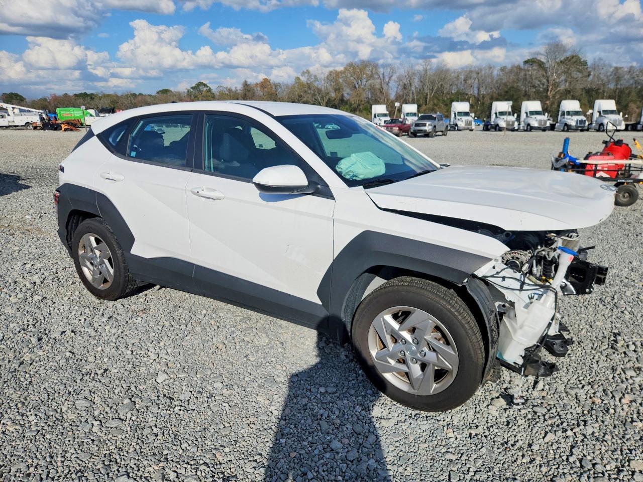 2025 Hyundai Kona Se - Image 4