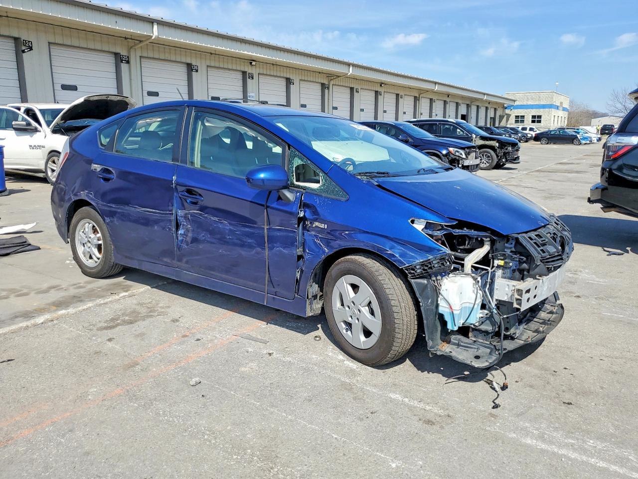 2010 Toyota Prius Iv - Фото 4