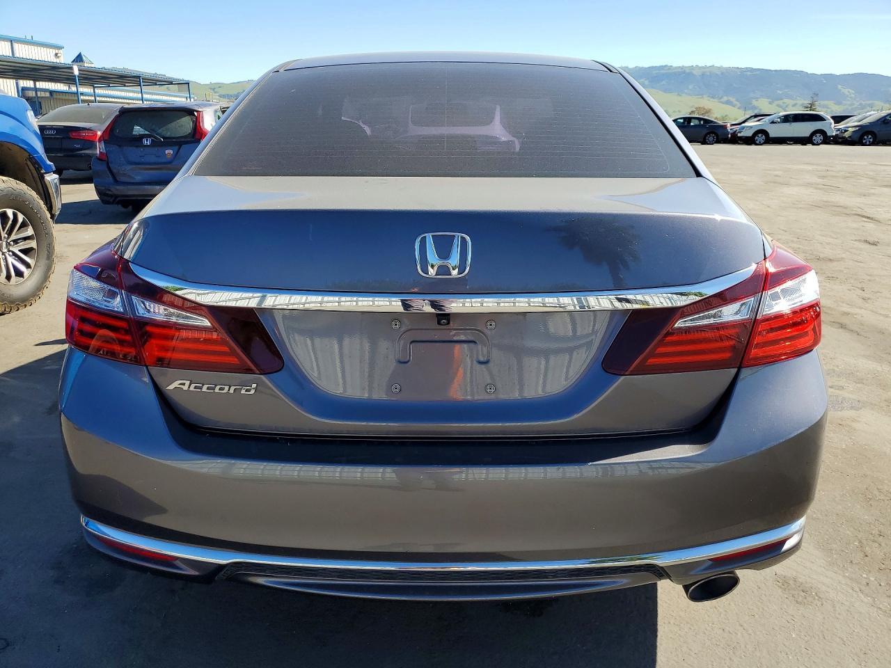 2016 Honda Accord Lx - Фото 6