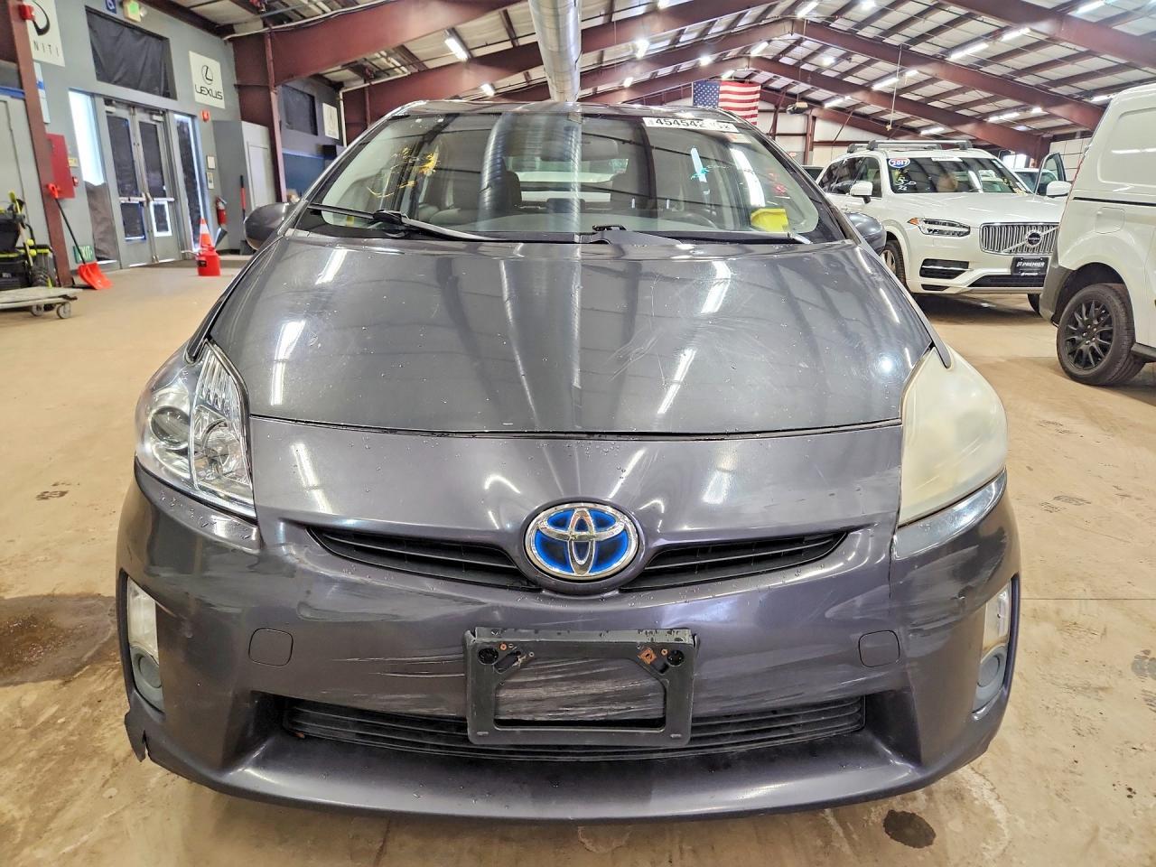 2010 Toyota Prius Iii - Image 5