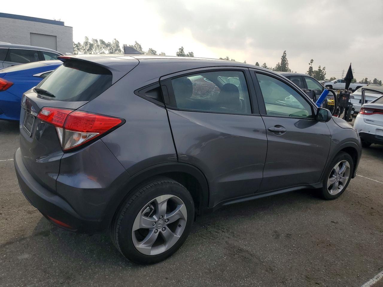 2022 Honda Hr-V Lx - Фото 3
