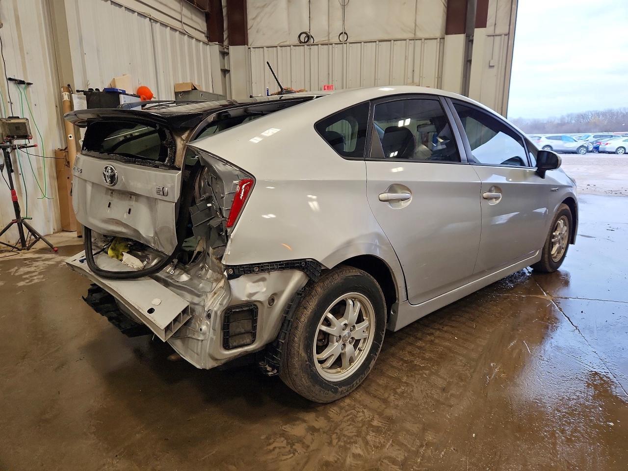 2010 Toyota Prius Iii - Фото 3