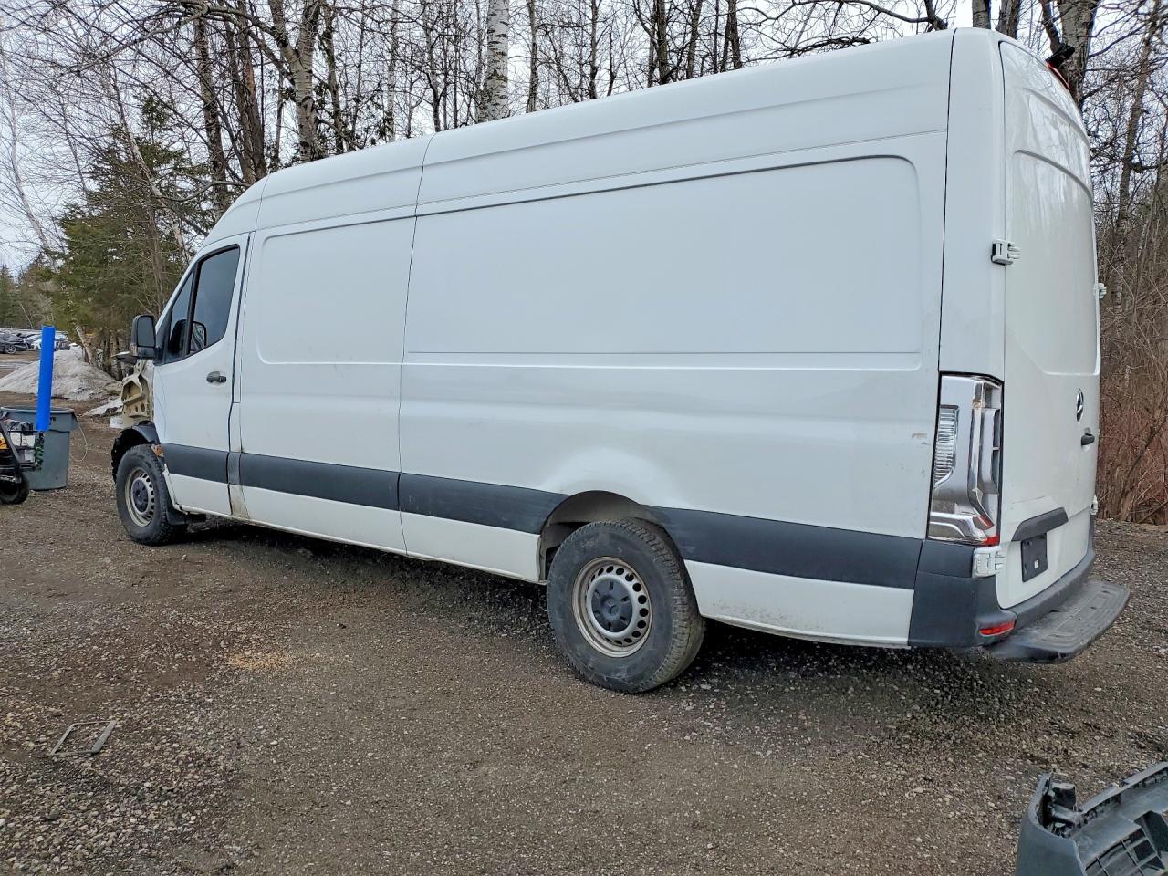 2020 Mercedes-Benz Sprinter 2500 - Фото 2