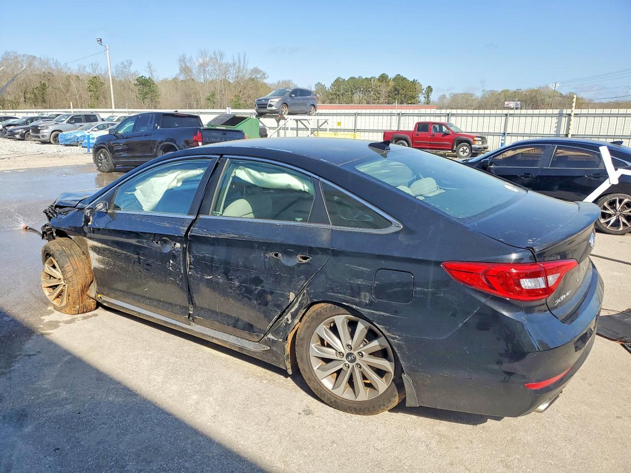 2015 Hyundai Sonata Sport - Фото 2