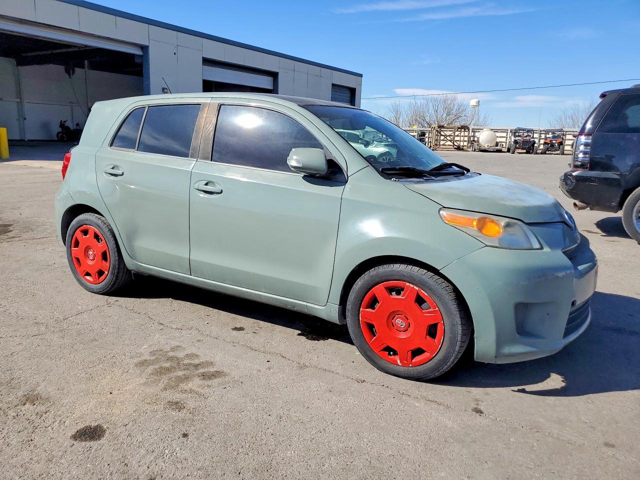 2010 Scion Xd Base - Фото 4