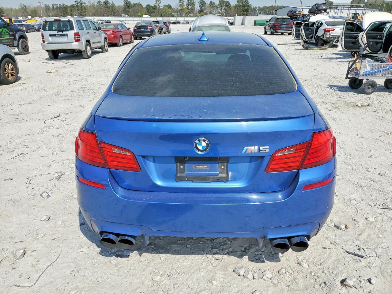2013 BMW M5 - Image 6