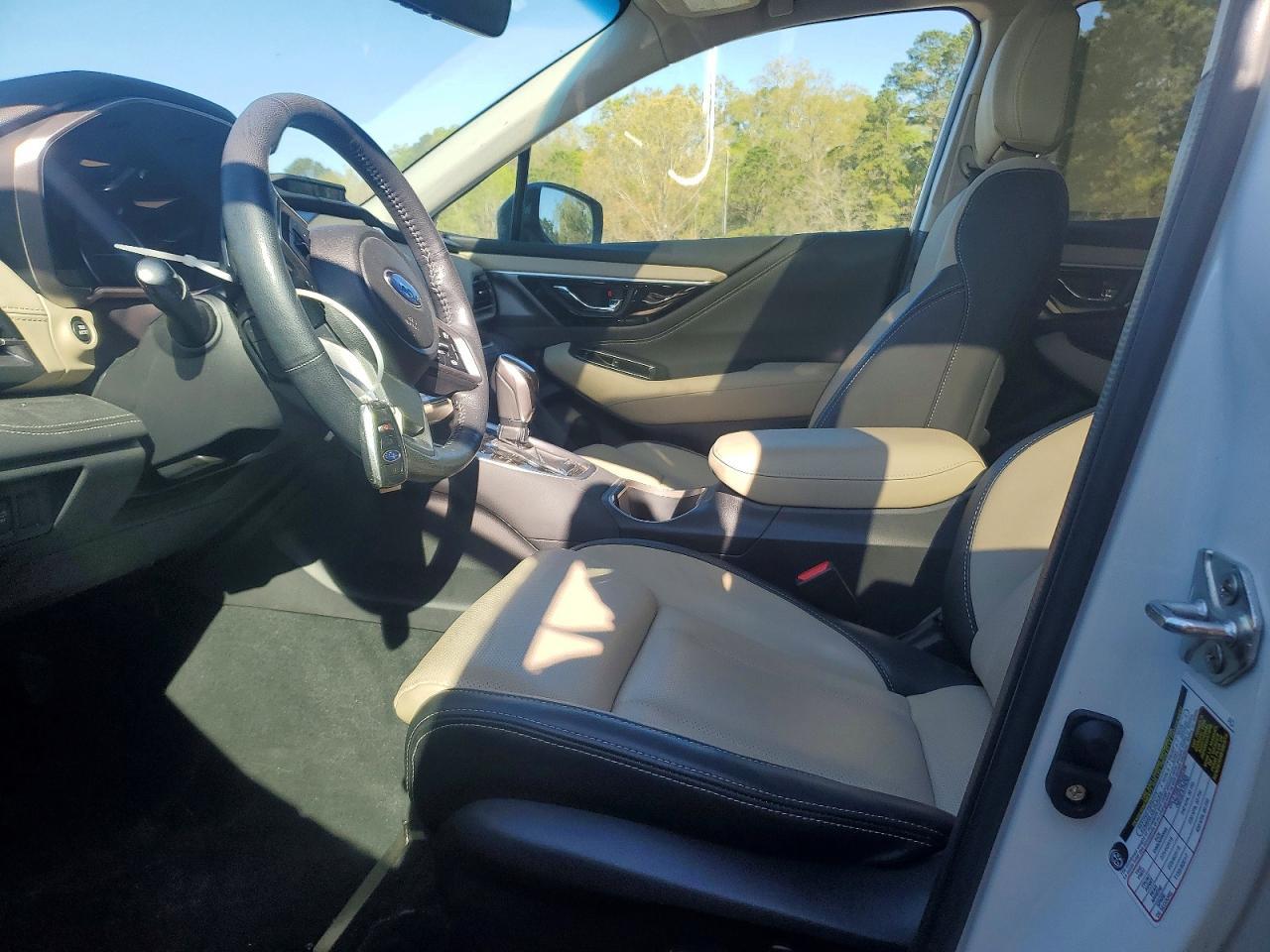 2021 Subaru Outback Limited - Image 7