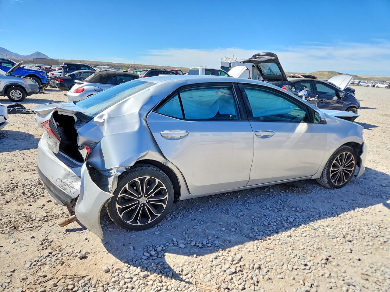 2016 Toyota Corolla S Plus - Фото 3