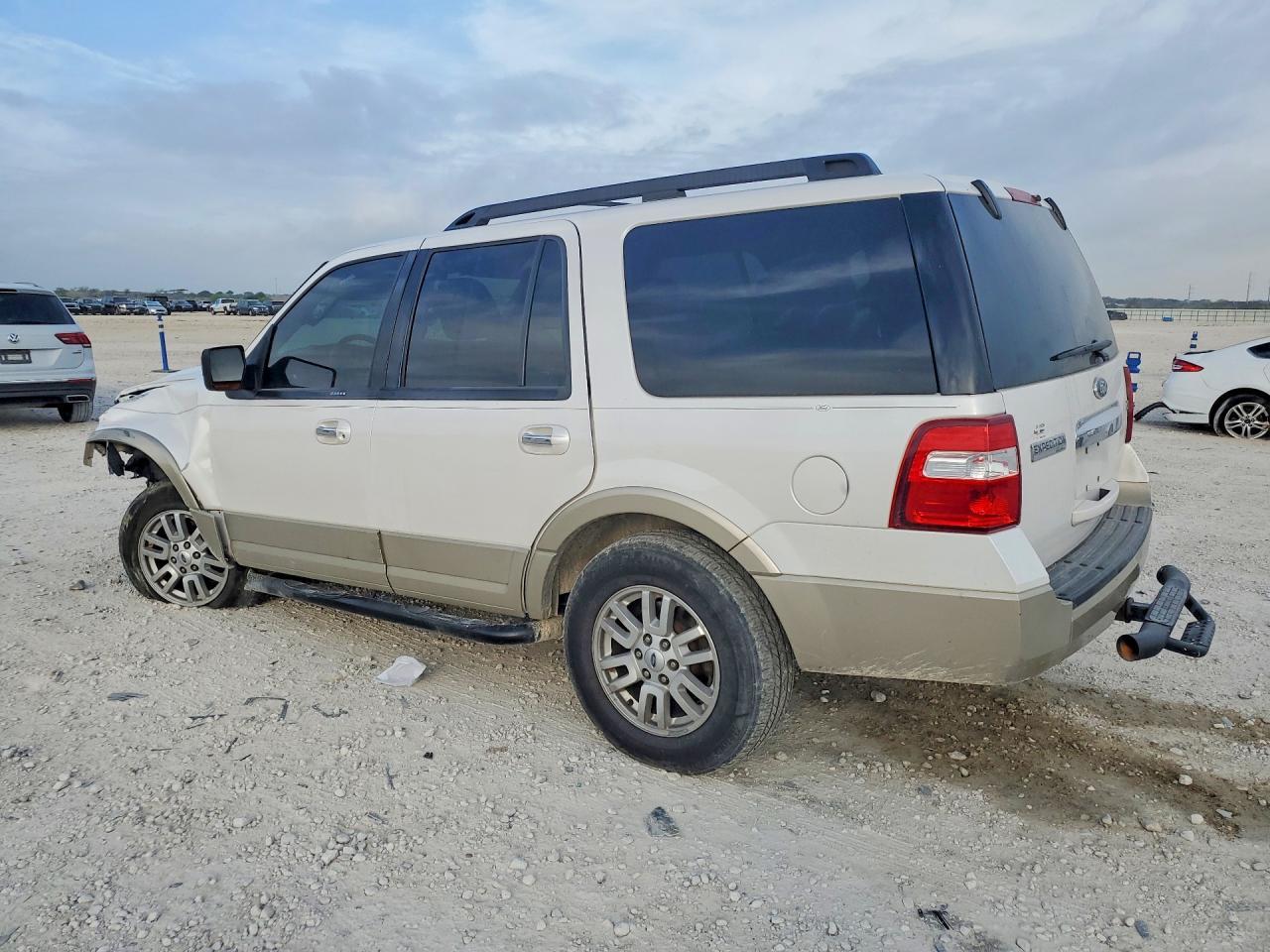 2010 Ford Expedition Eddie Bauer - Фото 2