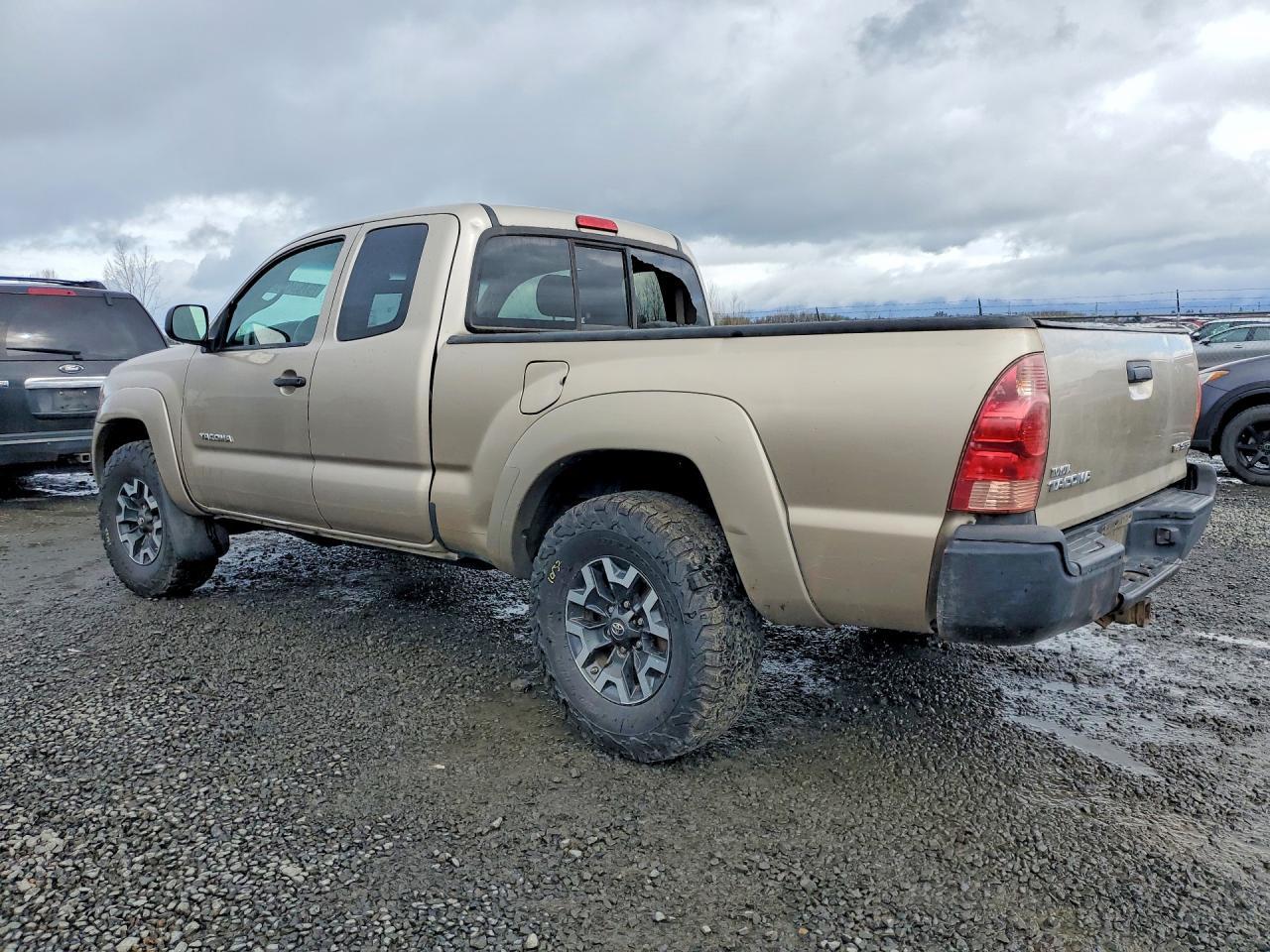 2007 Toyota Tacoma V6 - Фото 2