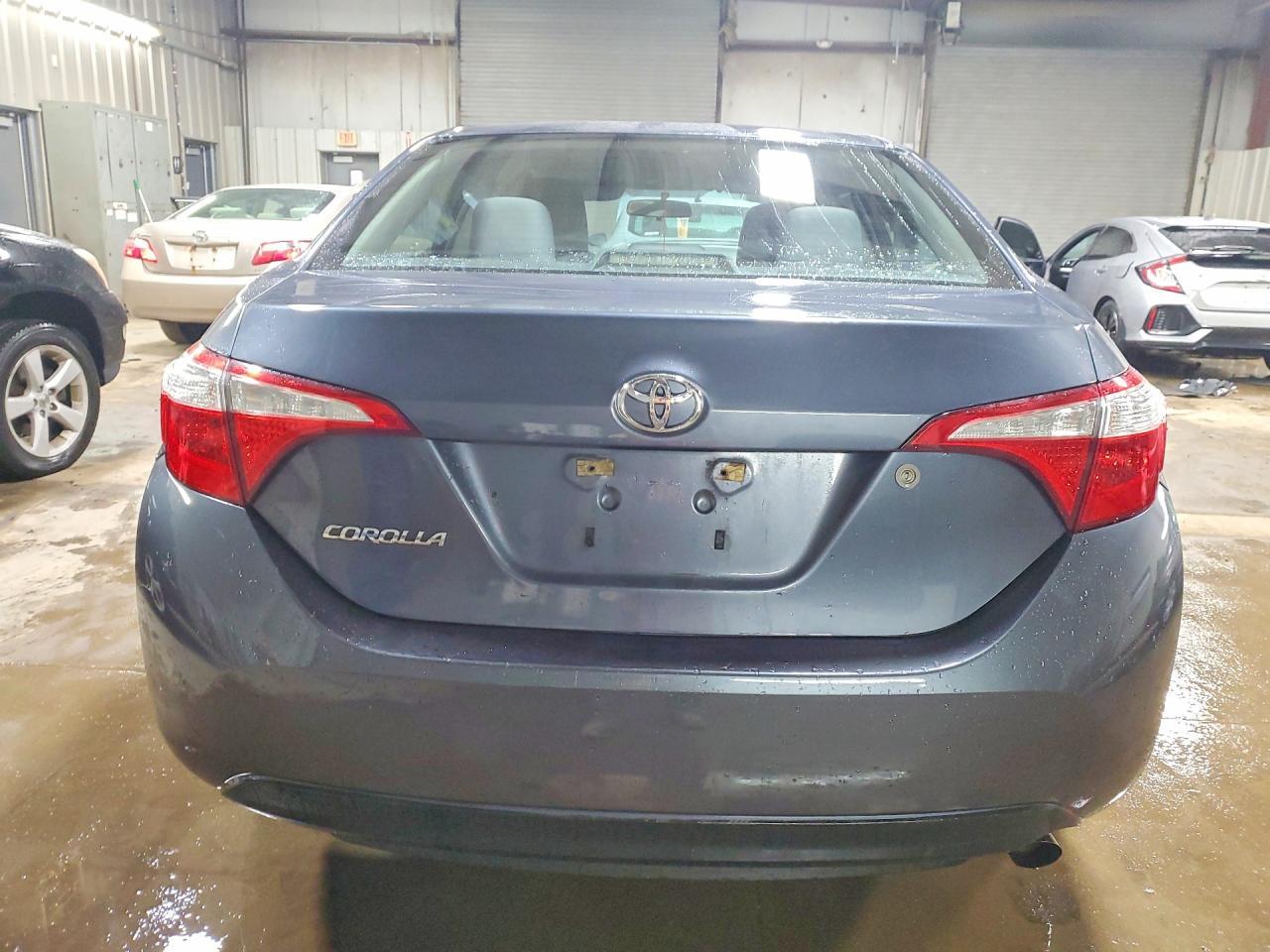 2015 Toyota Corolla L - Фото 6