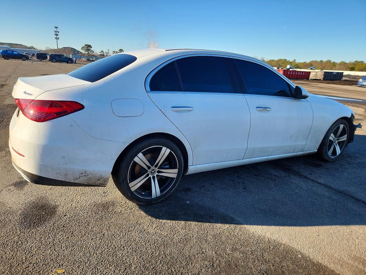 2025 Mercedes-Benz C 300 4Matic - Фото 3