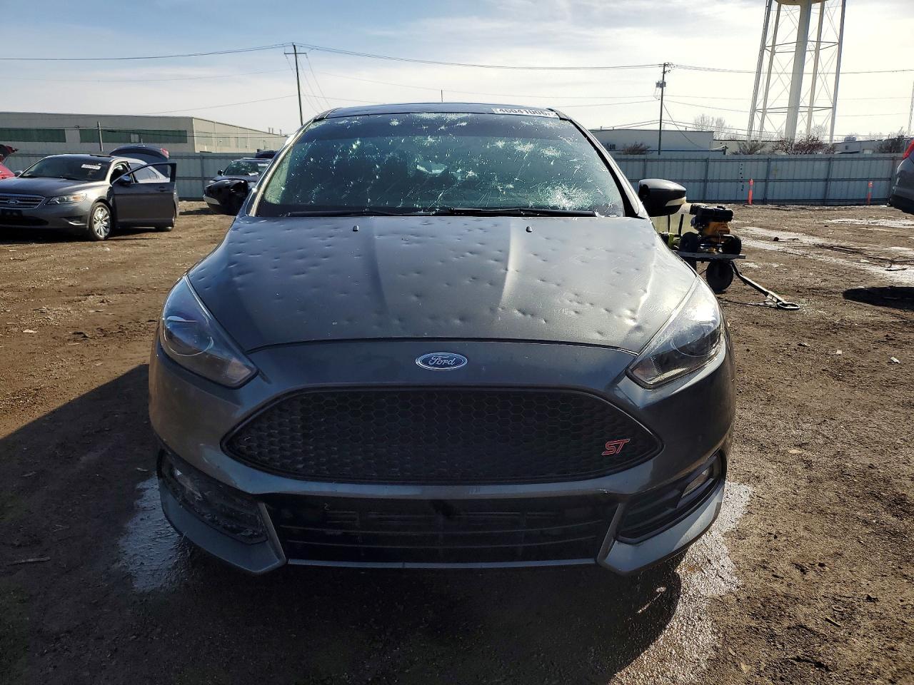 2018 Ford Focus St - Image 5