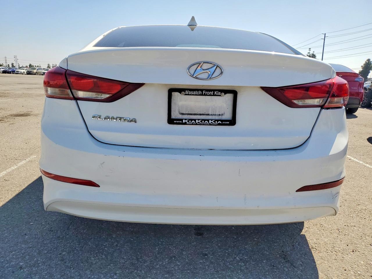 2017 Hyundai Elantra Se - Фото 6