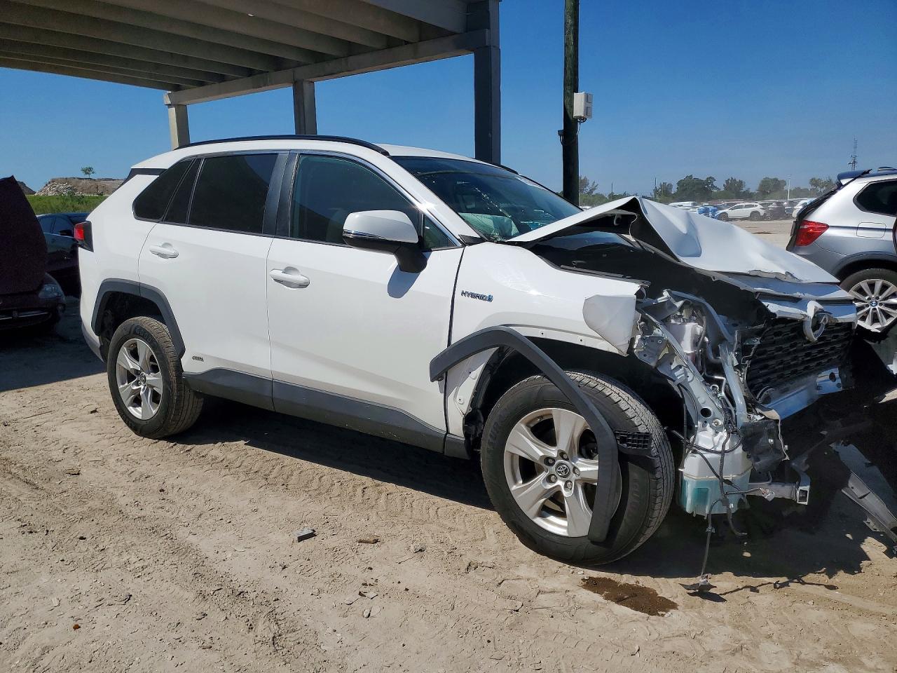 2019 Toyota Rav4 Hybrid Le - Фото 4