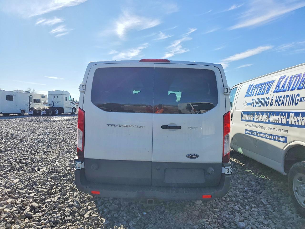 2015 Ford Transit T-350 - Фото 6
