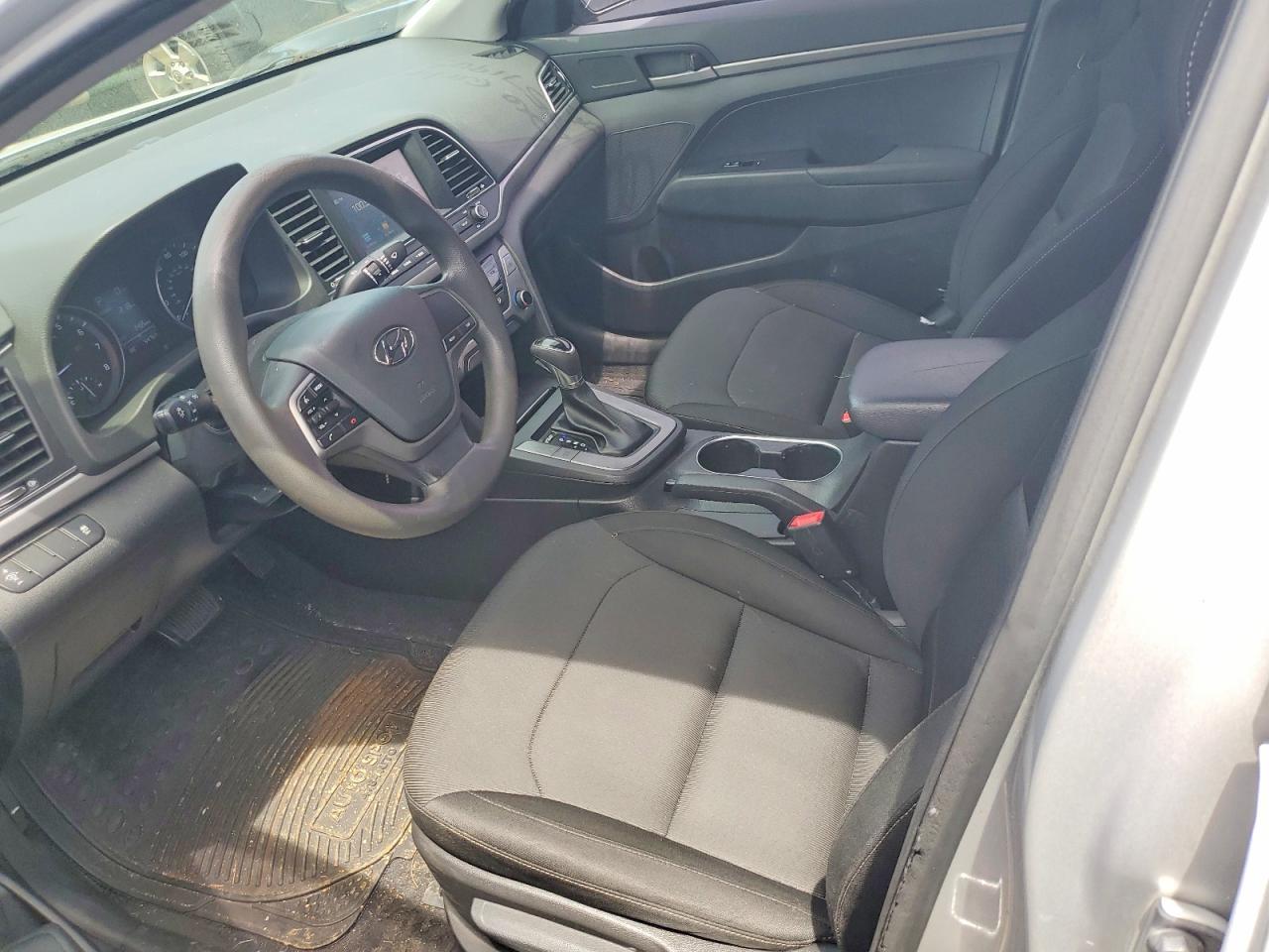 2018 Hyundai Elantra Se - Фото 7