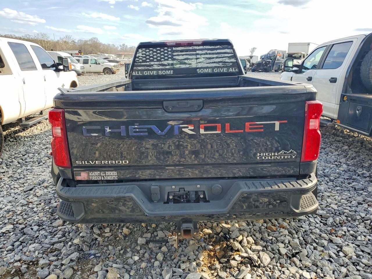 2022 Chevrolet Silverado K3500 High Country - Фото 6