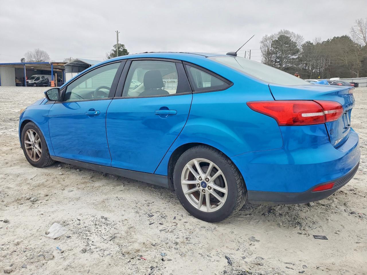 2015 Ford Focus Se - Фото 2