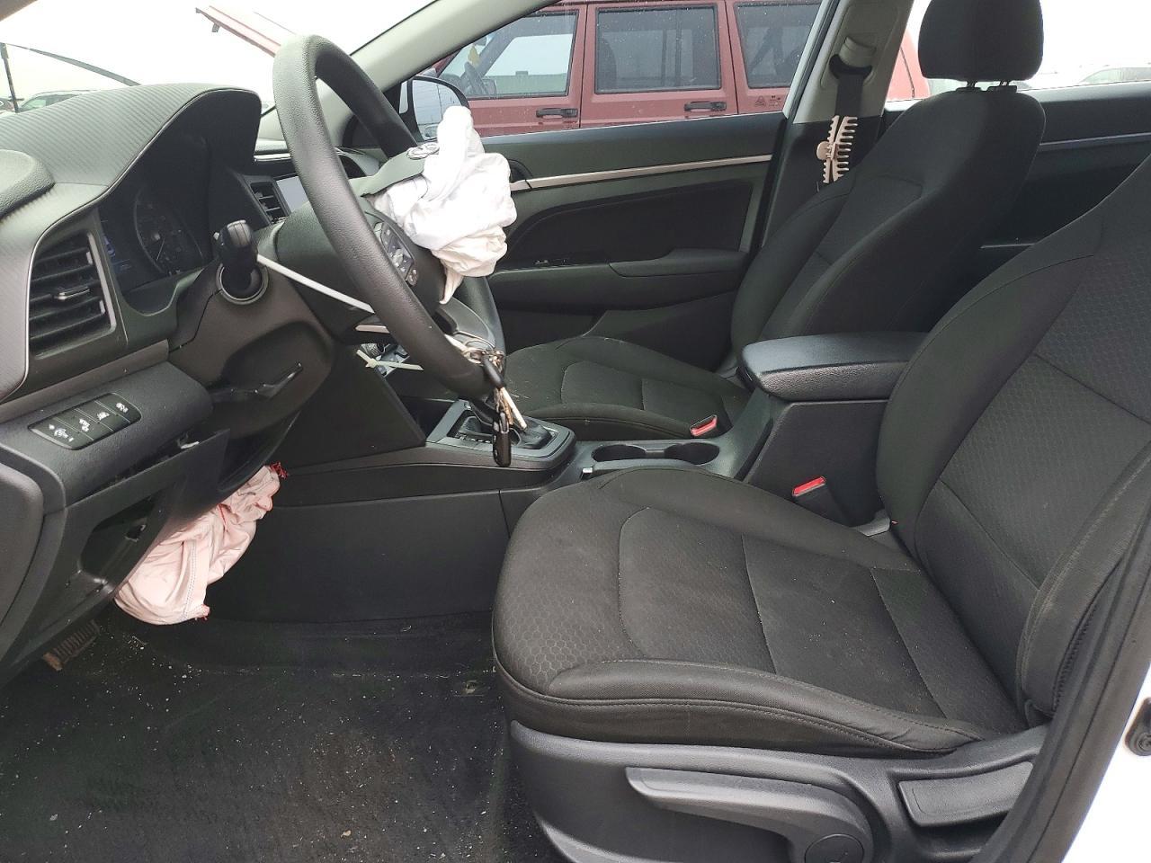 2020 Hyundai Elantra Sel - Фото 7