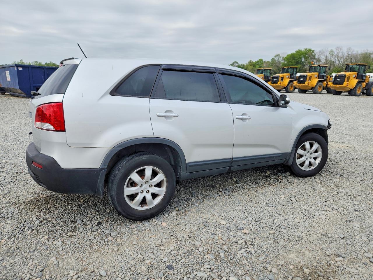 2011 Kia Sorento Lx - Image 3