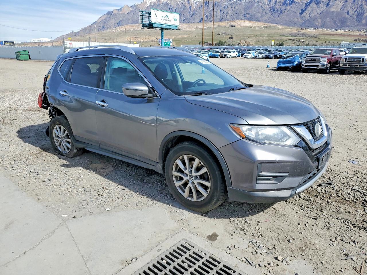 2018 Nissan Rogue Sv - Image 4