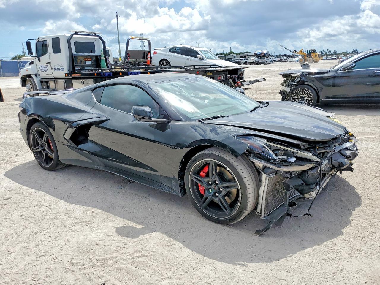 2023 Chevrolet Corvette Stingray 2Lt - Фото 4