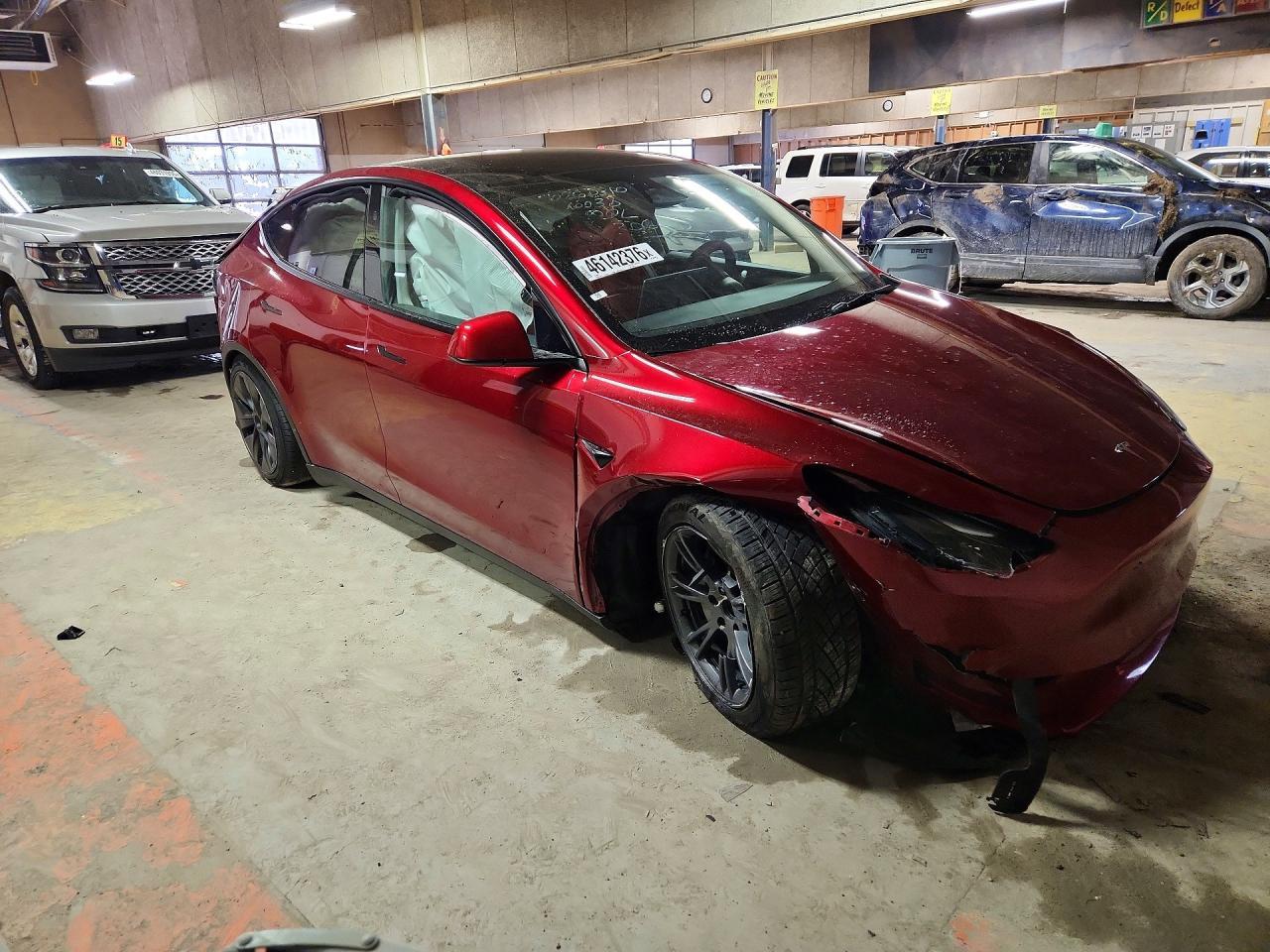 2025 Tesla Model Y - Image 4