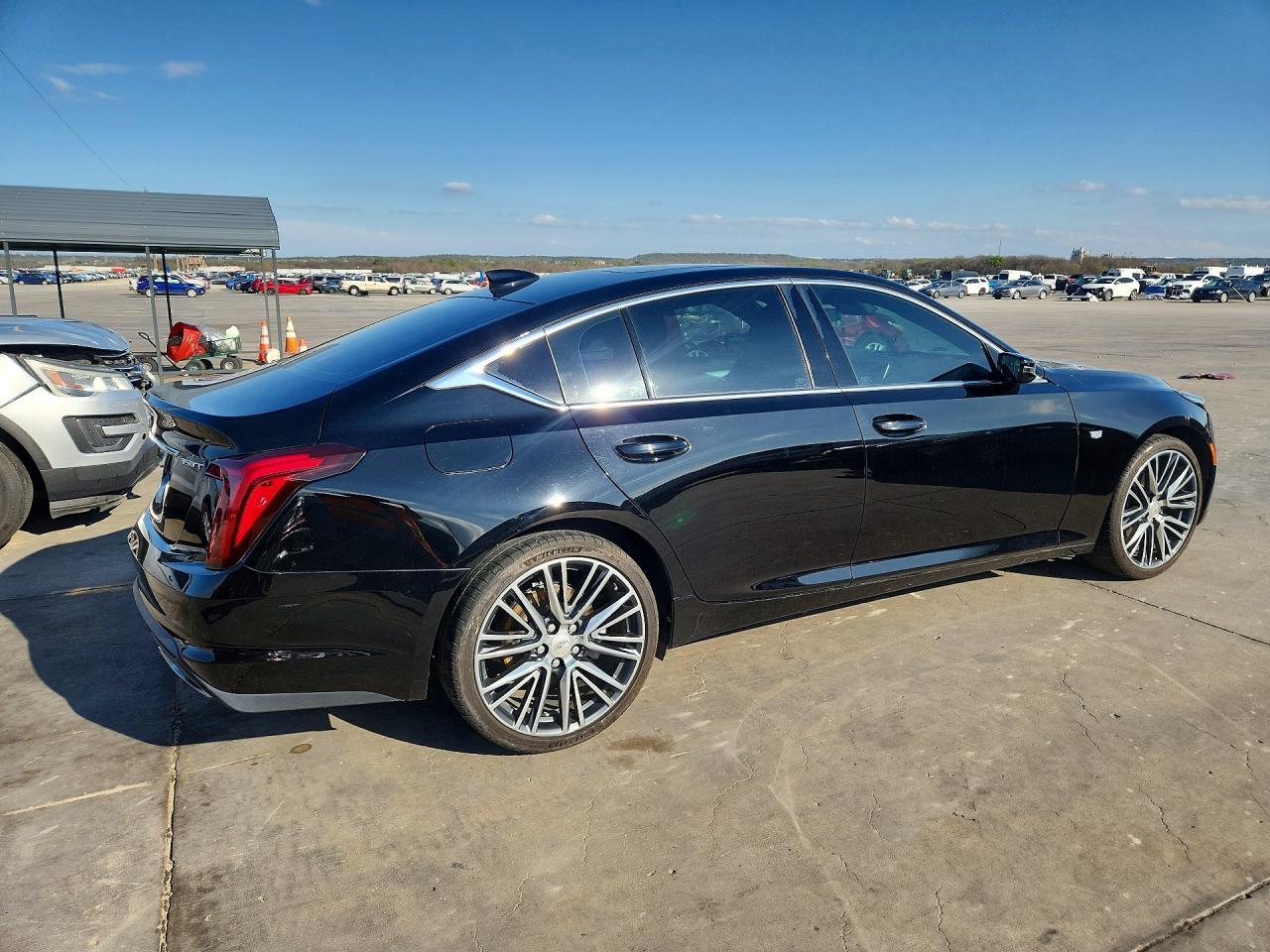 2021 Cadillac Ct5 Luxury - Фото 3