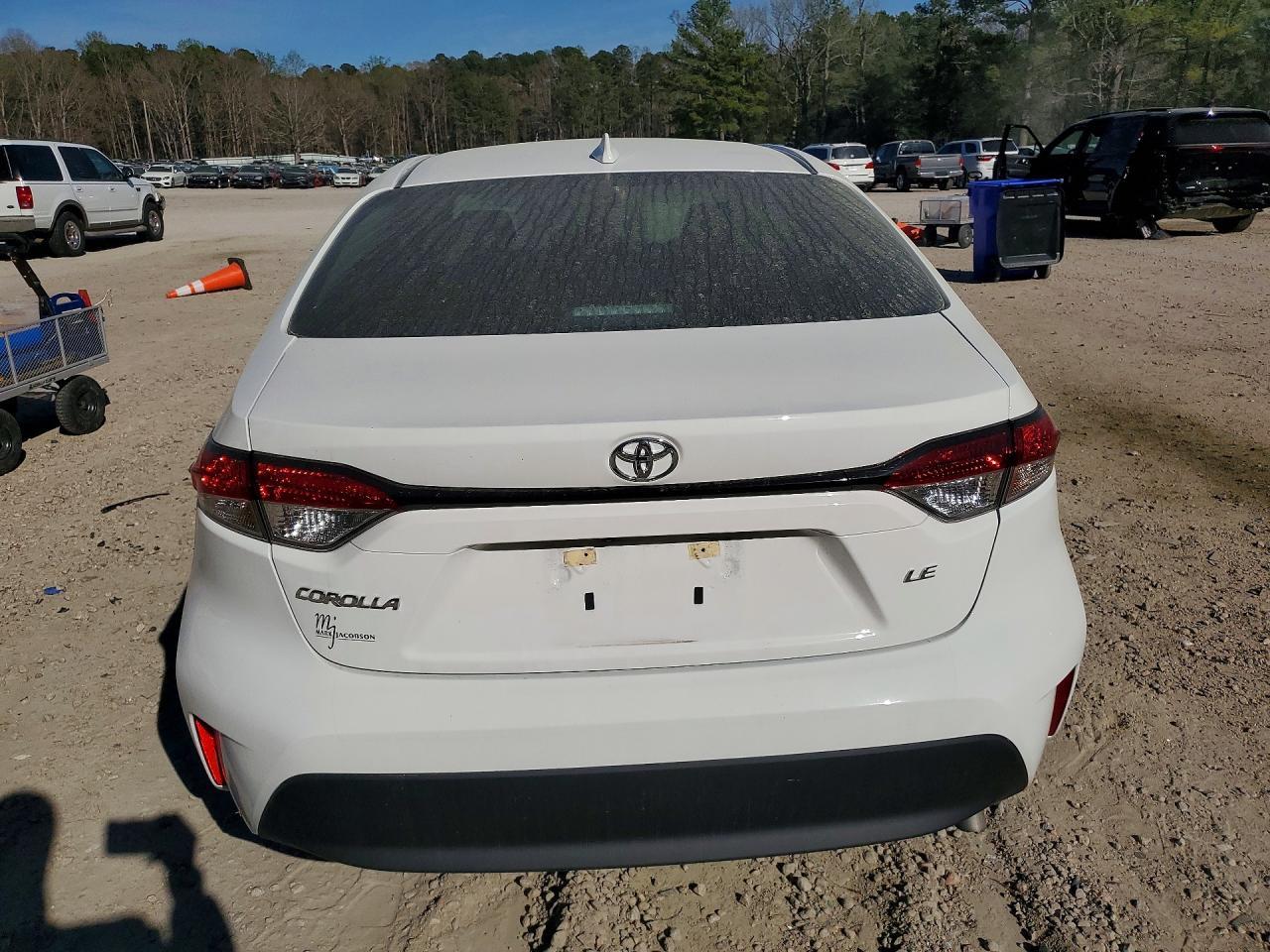 2025 Toyota Corolla Le - Image 6