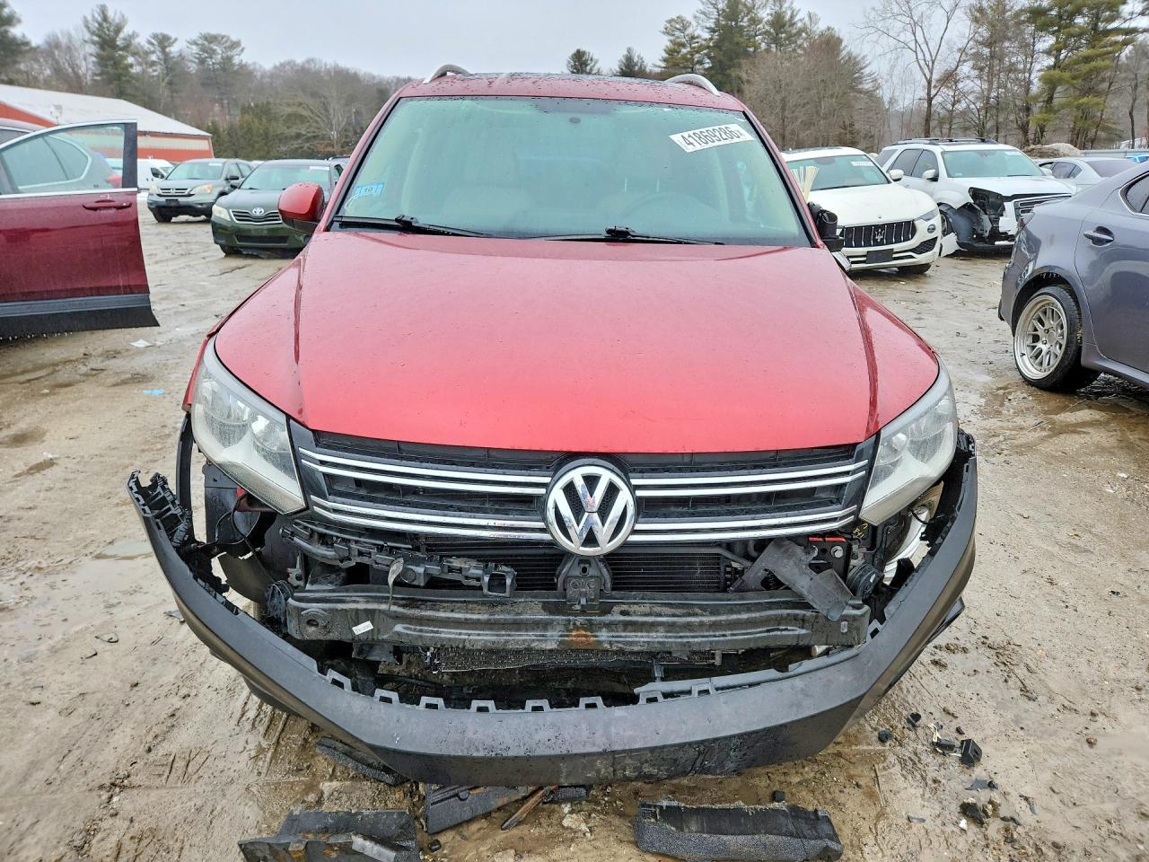 2012 Volkswagen Tiguan S - Image 5