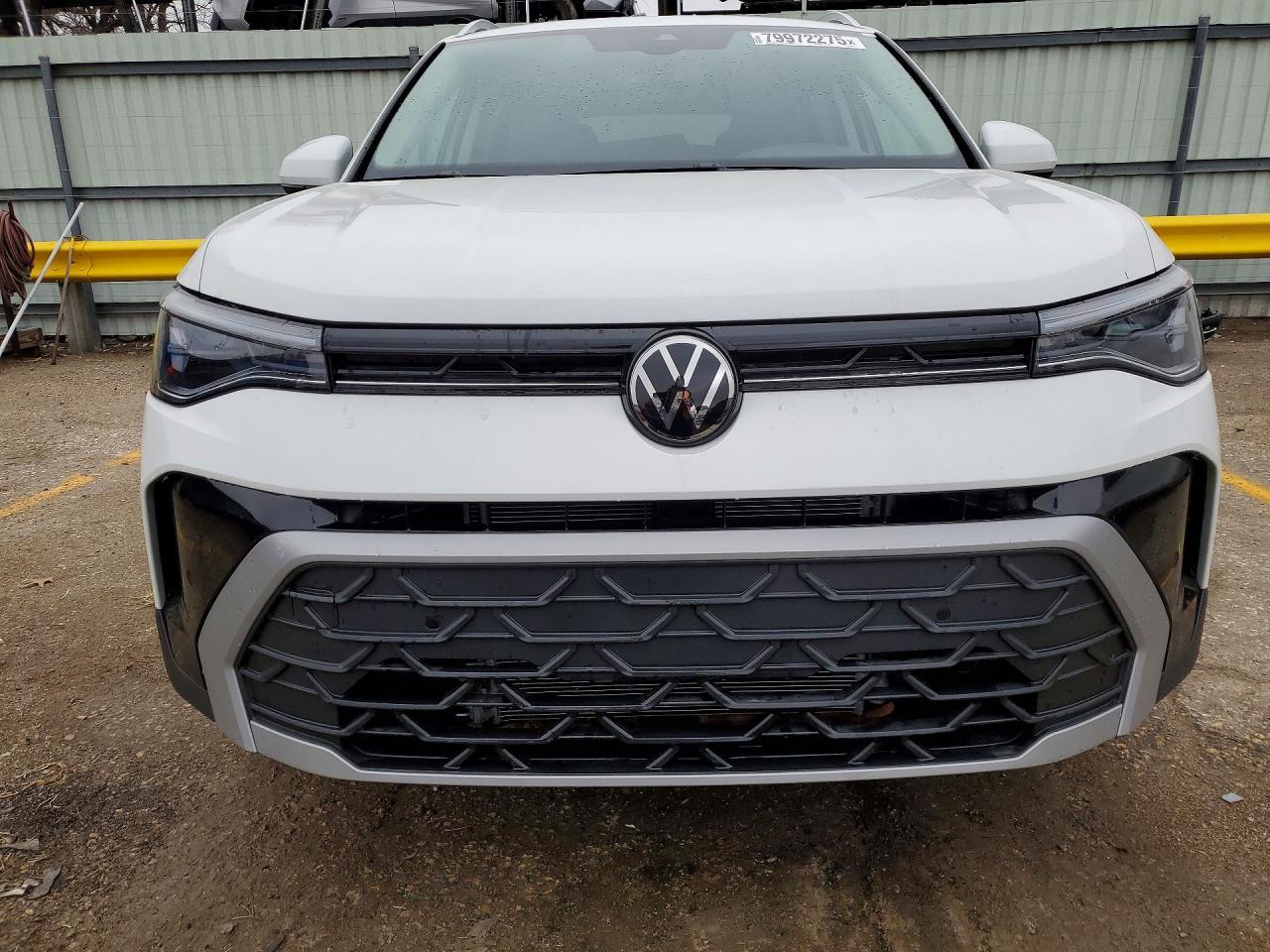 2025 Volkswagen Taos Se - Image 5