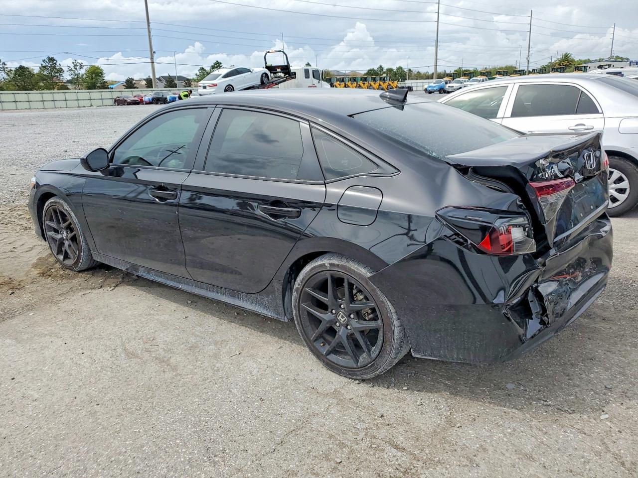 2025 Honda Civic Sport - Фото 2