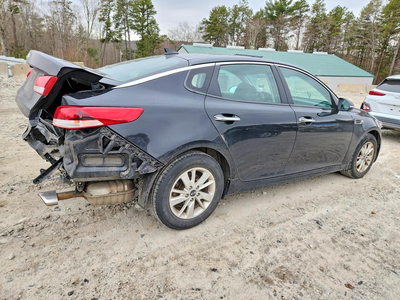 2017 Kia Optima - Image 3