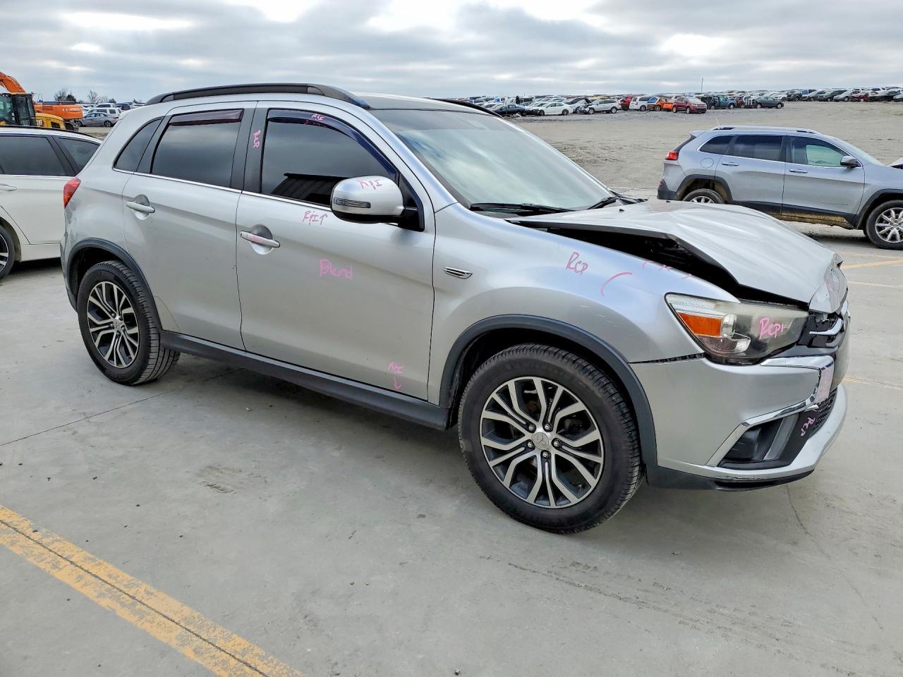 2018 Mitsubishi Outlander Sport Sel - Фото 4