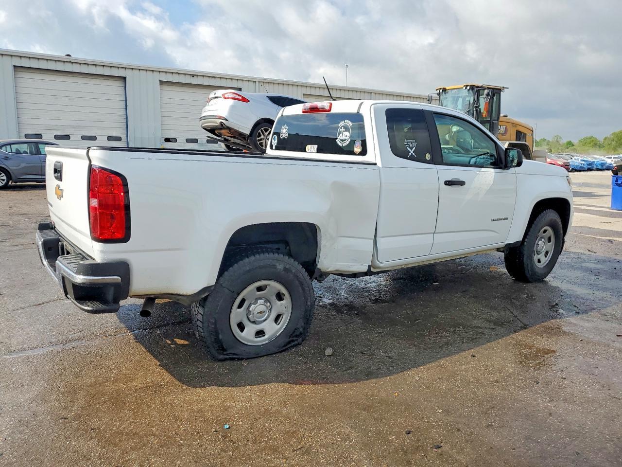 2019 Chevrolet Colorado - Image 3