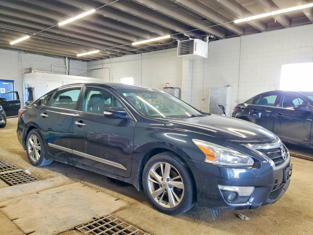 2015 Nissan Altima 2.5 Sl - Image 4