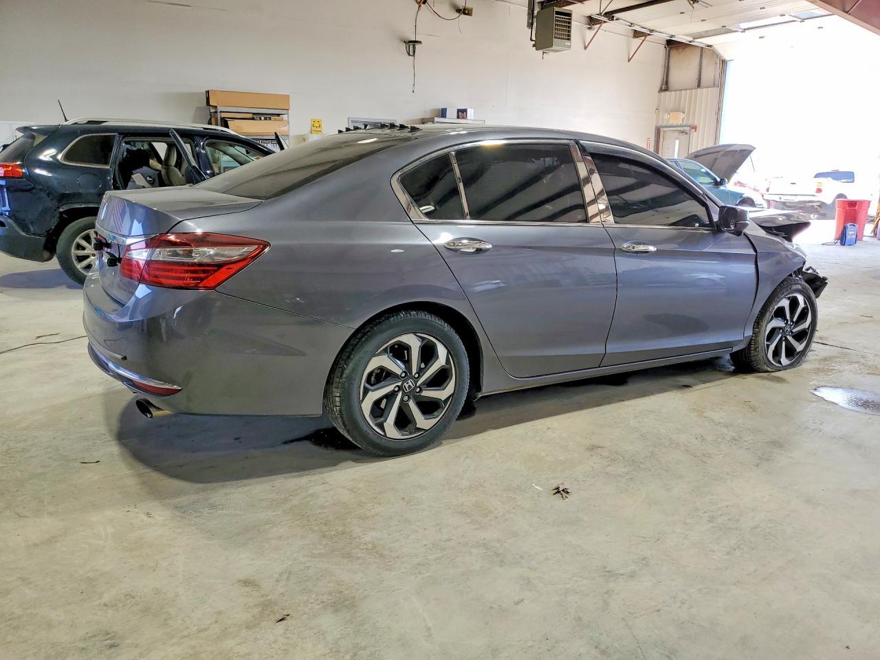 2017 Honda Accord Ex - Image 3