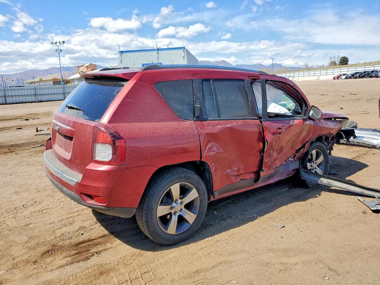2017 Jeep Compass Latitude - Фото 3