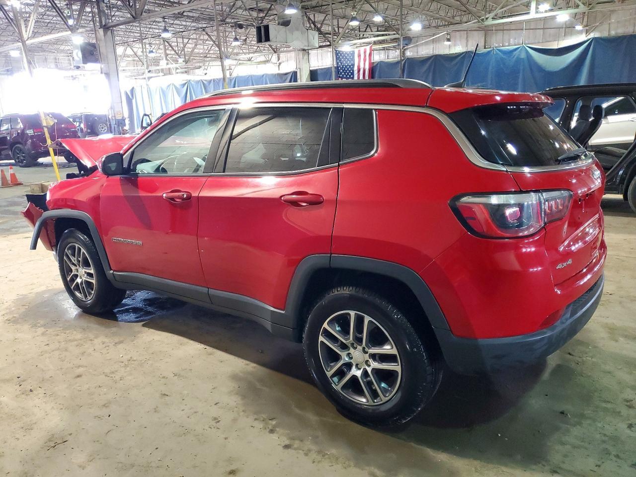 2018 Jeep Compass Latitude - Image 2