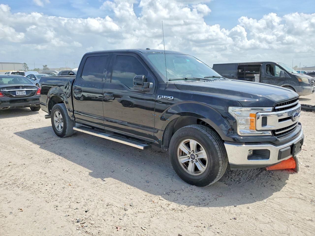 2018 Ford F150 Supercrew - Фото 4
